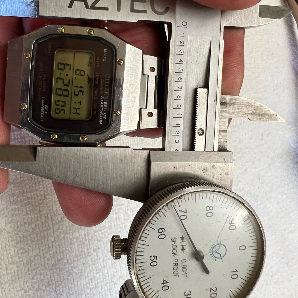 Vintage citizen seven  watch Model # 9500-284640 1980s - Picture 9 of 10